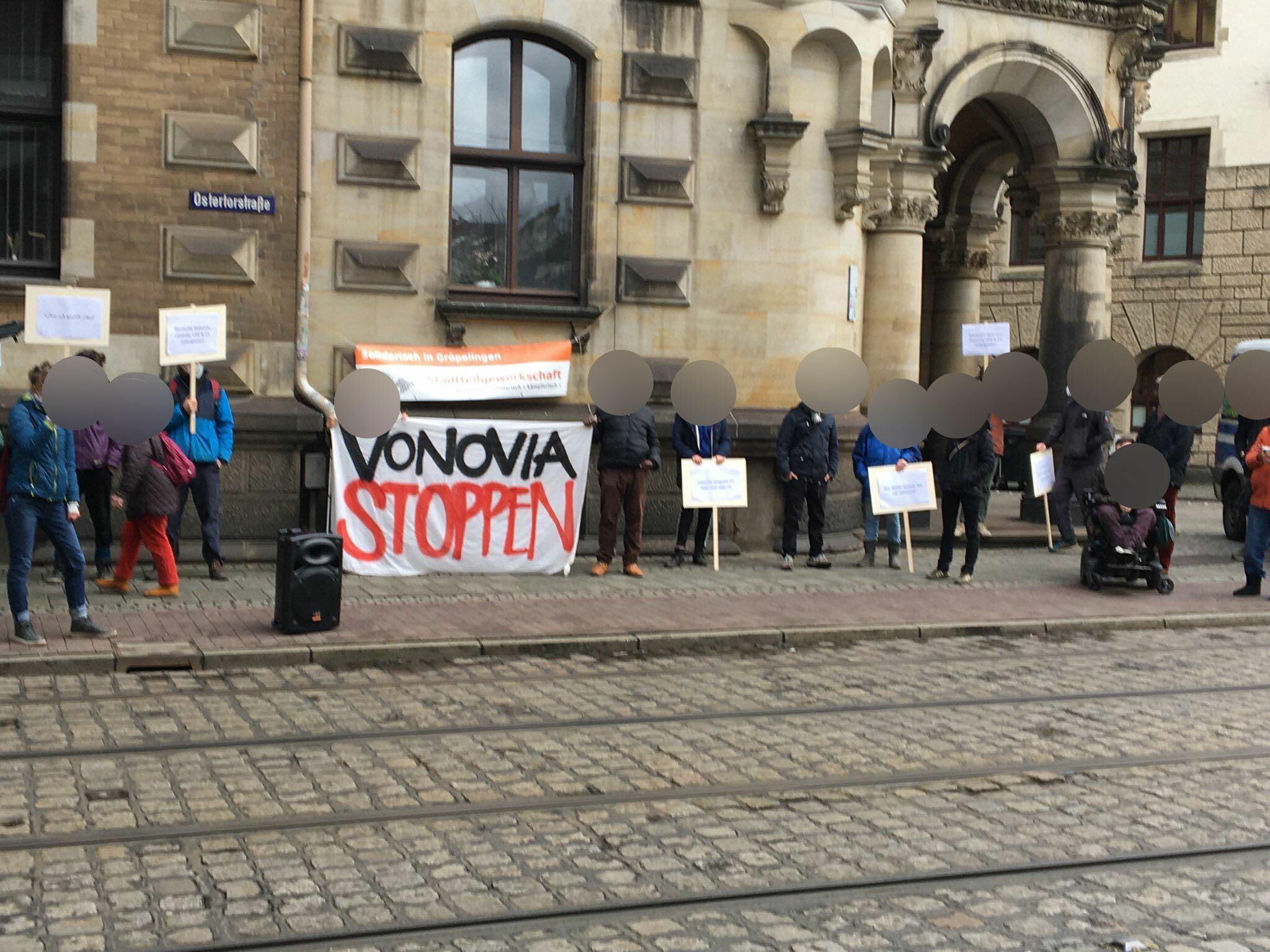 Read more about the article Vonovia zieht Kündigung nach Protest zurück !!