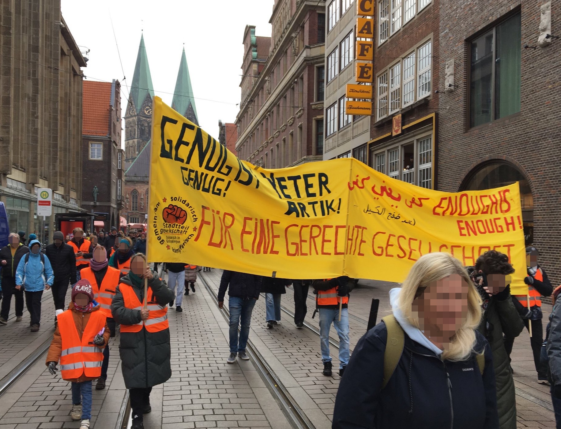 Read more about the article Solidarisch in Gröpelingen auf dem Klimastreik in Bremen